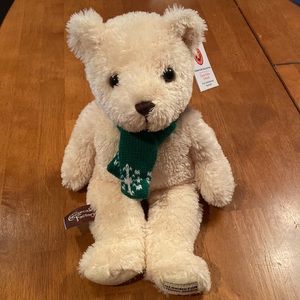 2008 Herrington Teddy Bear Cheese Cake Factory Holiday Plush 15" Green Scarf